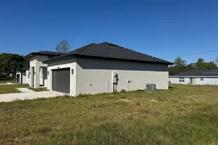 2585 SW 154th Ln, Ocala, FL 34473 - Photo 2