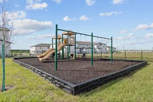 319 Sol Vis Dr, Dundee, FL 33838 - Photo 24