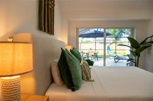 1010 Joyce Ct, Venice, FL 34293 - Photo 8