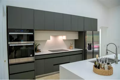 1010 Joyce Court, Venice, FL 34293 - Photo 32