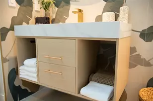 1010 Joyce Ct, Venice, FL 34293 - Photo 12