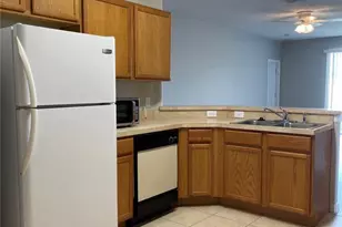 606 Sunset View Dr, Davenport, FL 33837 - Photo 4