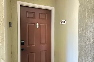 712 Crest Pines Dr, Orlando, FL 32828 - Photo 2