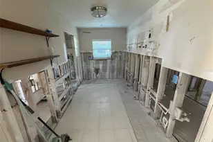 1775 New Hampshire Ave NE, Saint Petersburg, FL 33703 - Photo 12