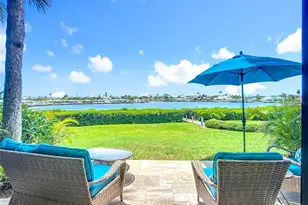 6200 Flotilla Dr, Holmes Beach, FL 34217 - Photo 36