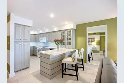 6200 Flotilla Drive #262, Holmes Beach, FL 34217 - Photo 10