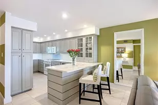 6200 Flotilla Dr, Holmes Beach, FL 34217 - Photo 10