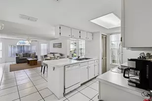 2035 Royal Bay Blvd, Kissimmee, FL 34746 - Photo 12