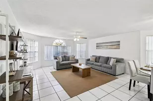 2035 Royal Bay Blvd, Kissimmee, FL 34746 - Photo 4