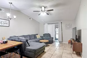 1803 Foxhall Cir, Kissimmee, FL 34741 - Photo 2