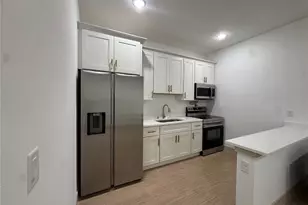 947 Gillingham Ct, Kissimmee, FL 34758 - Photo 6