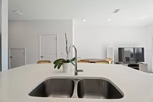 1292 Lago Vista Ct, Kissimmee, FL 34746 - Photo 12