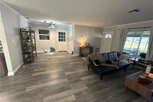 903 N Harbor Terrace, Tavares, FL 32778 - Photo 10