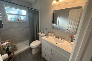 903 N Harbor Terrace, Tavares, FL 32778 - Photo 16