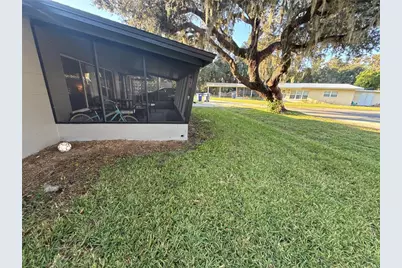 903 N Harbor Terrace, Tavares, FL 32778 - Photo 4