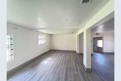 809 E Alsobrook Street, Plant City, FL 33563 - Photo 8