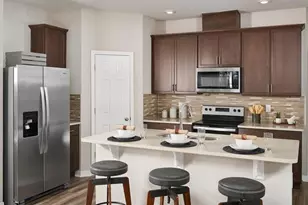 4529 Cross Pr Pkwy, Saint Cloud, FL 34772 - Photo 2