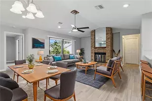 1932 Maple Cir, Tavares, FL 32778 - Photo 4