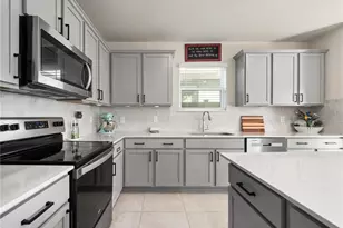 2106 Charming Ave, Davenport, FL 33896 - Photo 4