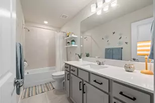 2106 Charming Ave, Davenport, FL 33896 - Photo 20