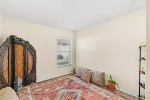 911 Lake Berkley Dr, Kissimmee, FL 34746 - Photo 16