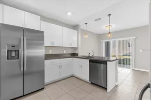 5006 Wild Senna Blvd, Tampa, FL 33619 - Photo 8