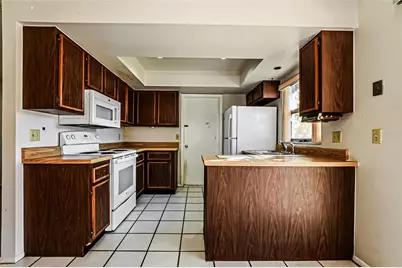 12004 Club Woods Drive, Orlando, FL 32824 - Photo 6