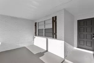 890 N Oakwood Loop, Bartow, FL 33830 - Photo 2