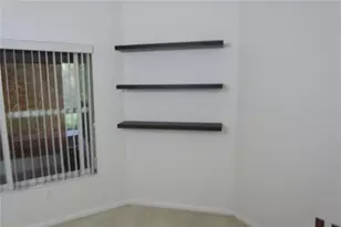 32512 Oak Park Dr, Leesburg, FL 34748 - Photo 12