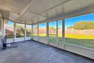 9325 Larette Dr, Orlando, FL 32817 - Photo 4