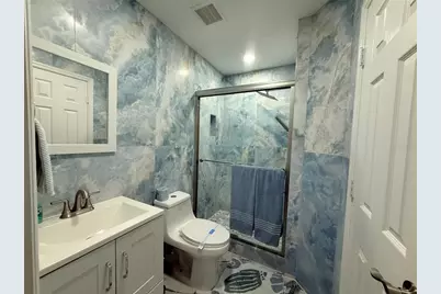 8042 King Palm Circle, Kissimmee, FL 34747 - Photo 18