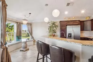 36732 Alaqua Ct, Eustis, FL 32736 - Photo 8