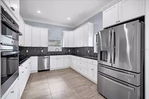 8115 61st Street N, Pinellas Park, FL 33781 - Photo 18