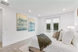 266 Park Lake St, Orlando, FL 32803 - Photo 16