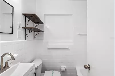 1517 Gray Street S, Saint Petersburg, FL 33707 - Photo 12