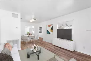 1517 Gray St S, Saint Petersburg, FL 33707 - Photo 4