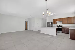 7163 Cruz Ct, Lakeland, FL 33813 - Photo 8