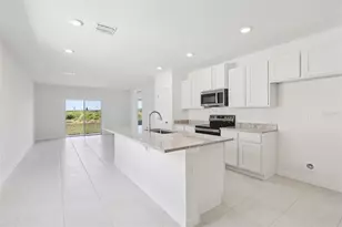 1929 Diamond Head Circle, Haines City, FL 33844 - Photo 4