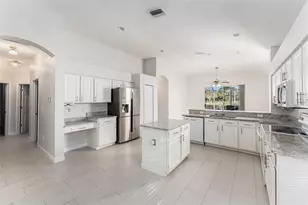 3316 Stonebridge Trail, Valrico, FL 33596 - Photo 6