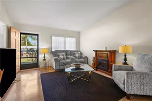 528 Doctors Dr, Oviedo, FL 32765 - Photo 4