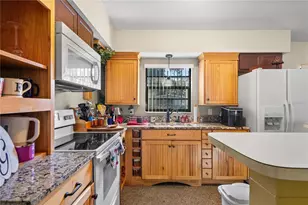 528 Doctors Dr, Oviedo, FL 32765 - Photo 8