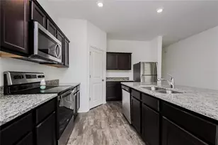 126 Hidden Lake Loop, Haines City, FL 33844 - Photo 2