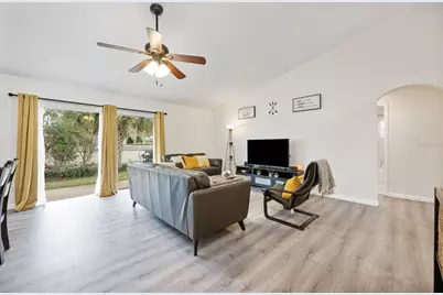 4417 Lipton Court, Orlando, FL 32817 - Photo 4