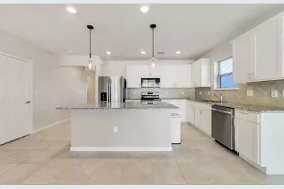 783 Citrus Isle Drive, Davenport, FL 33837 - Photo 2