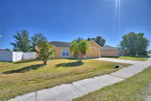 1060 Dudley Dr, Kissimmee, FL 34758 - Photo 2