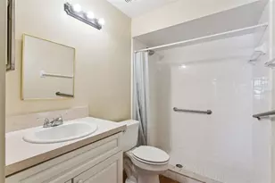 104 Red Cedar Dr, Sanford, FL 32773 - Photo 10