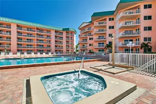 18400 Gulf Blvd, Indian Shores, FL 33785 - Photo 10