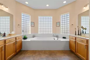 4048 Phoenician Way, Winter Haven, FL 33884 - Photo 60