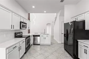 2165 The Oaks Blvd, Kissimmee, FL 34746 - Photo 16