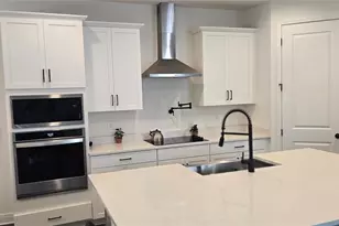 18410 Blue Heron Cir, Deer Island, FL 32778 - Photo 10